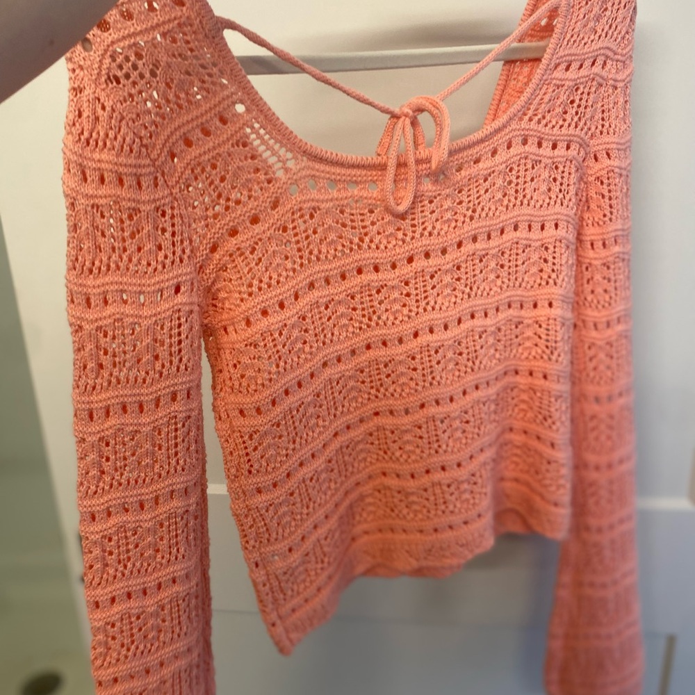 Coral Crocheted Long Sleeve Top - Picture 4 of 4